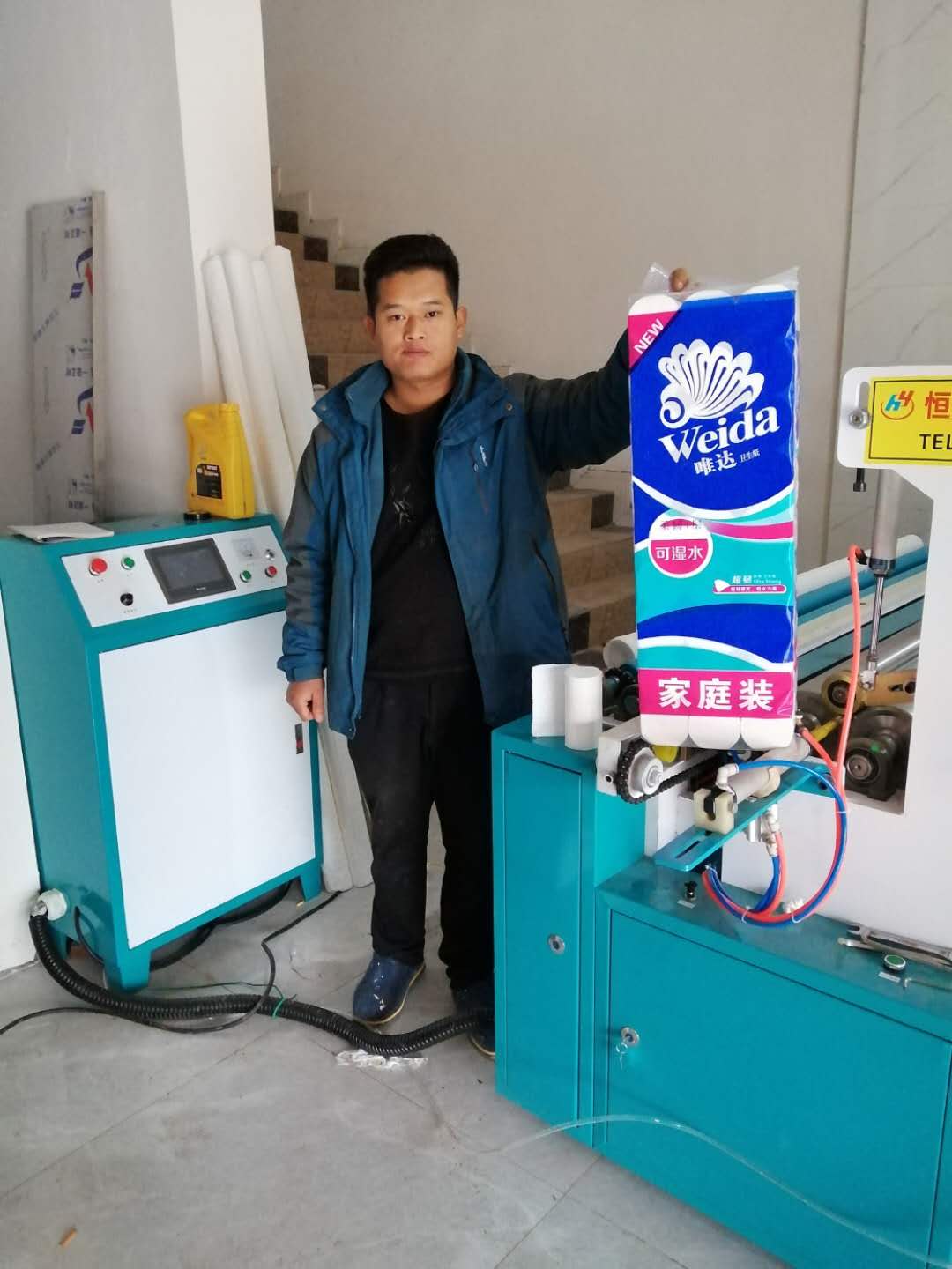 【河南蘭考】衛(wèi)生紙復卷機安裝調(diào)試完畢